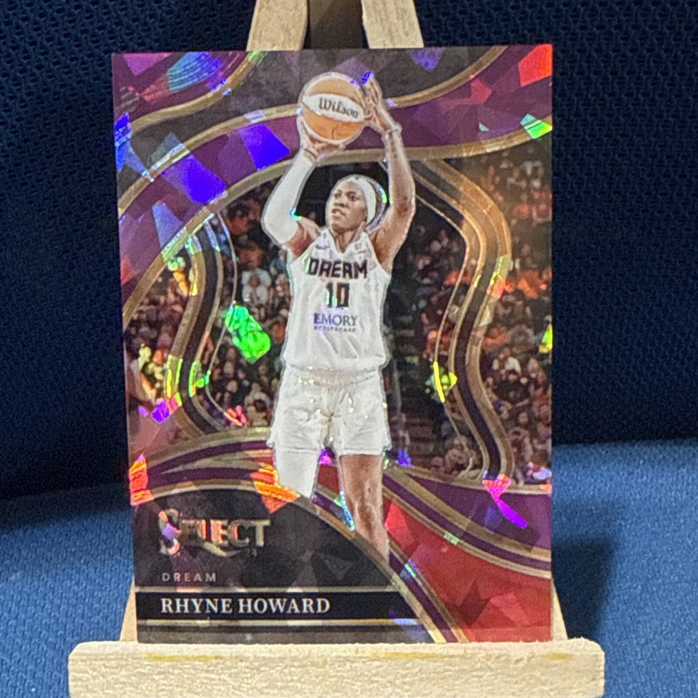 2024 Panini  Select WNBA RHYNE HOWARD Courtside Purple/Red Cracked Ice 98/149💎