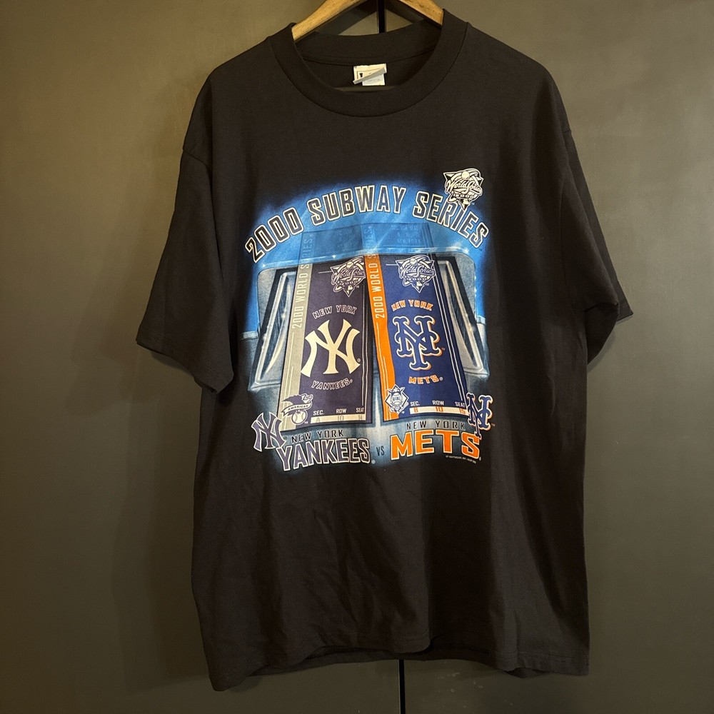 Vintage Subway Series 2000 Mets Vs Yankees Size Large T Shirt Lee Sport Nice MLB