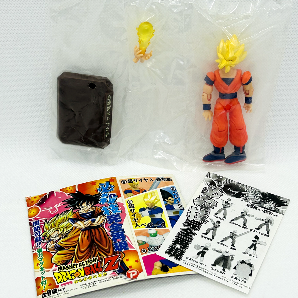 Dragon Ball Z Super Saiyan Goku Magnet Action Figure POPY 2007 Rare Collectible