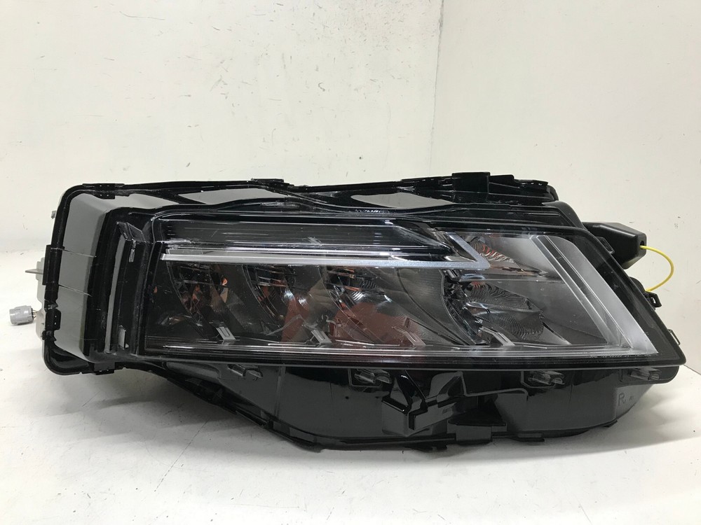 Headlight Damaged LED Right RH Nissan Rogue Platinum SL SV 2021 26010-6RR0A OEM