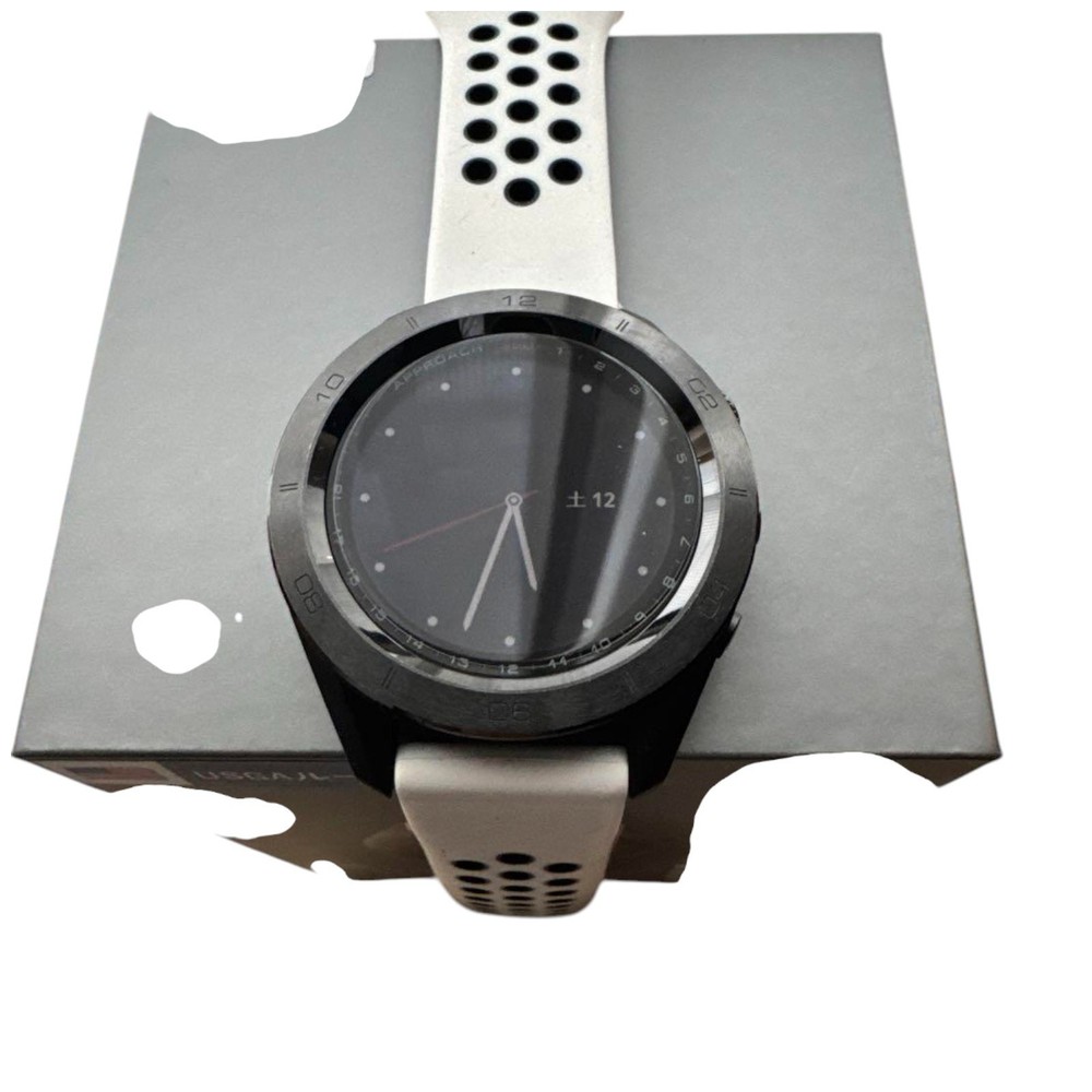 Garmin Approach S60 Golf GPS Watch White Black Ceramic USGA Compliant
