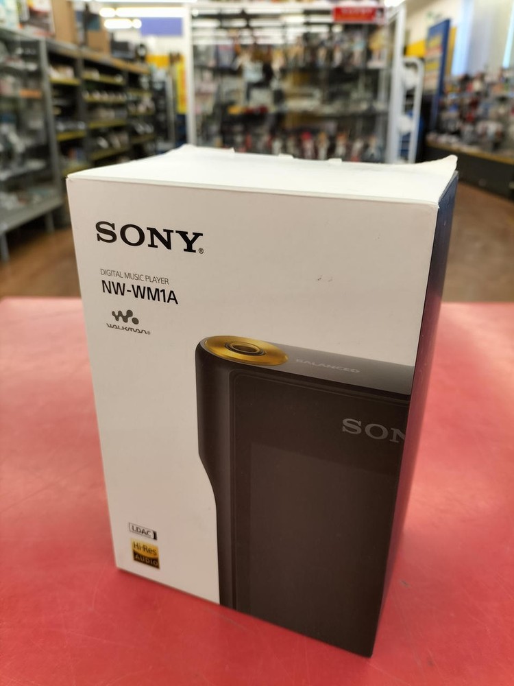 Sony Walkman NW-WM1A 128GB Hi-Res Audio – Excellent Condition, Digital Amplifie