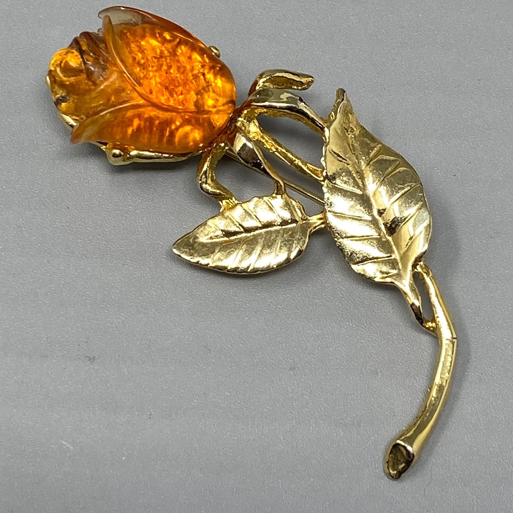 Vintage Amber Rose Bud Flower Brooch with Gold Tone Metal Stem 3.5 Inch