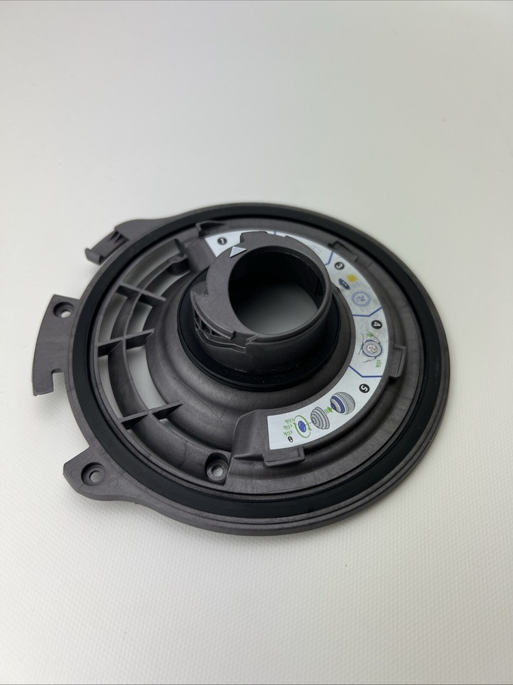 Dyson DC40 Animal Vacuum Motor Filter Lock Cover with Rubber Seal  