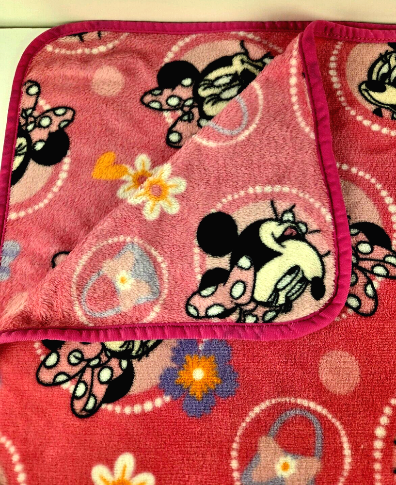 Disney Minnie Mouse Pink Toddler Throw Blanket, 40