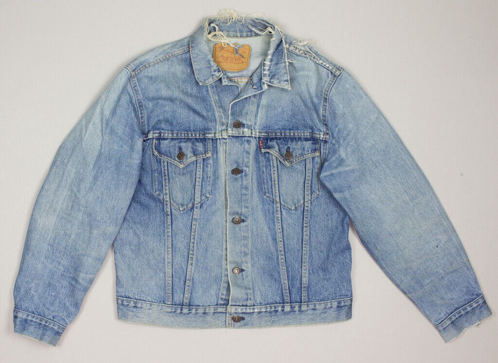 Vintage LEVI'S STRAUSS & CO Men's - Trucker Denim Jacket Size M