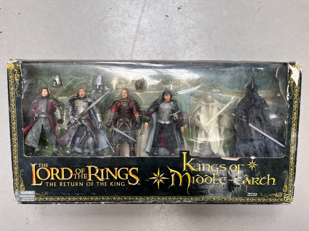 BOXED LORD OF THE RINGS KINGS OF MIDDLE EARTH TOY BIZ ACTION FIGURES BOX SET