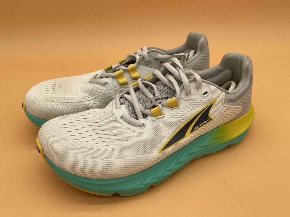 Altra Provision 7 Men Running Shoes Size 7.5 D Gray Yellow NEW