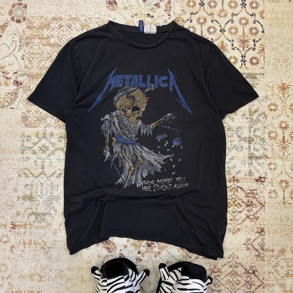 Vintage Adult Metallica T-shirts Y2K Style USA 00s  Big Logo Band Rock Used