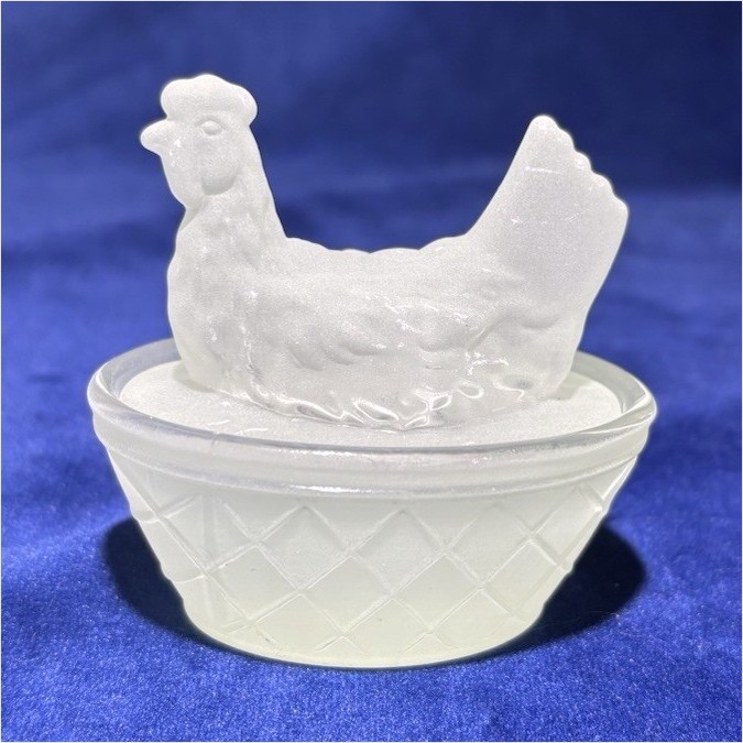 Clear Opaque Pressed Glass Hen on Nest Salt Dip. GLOWS!!!