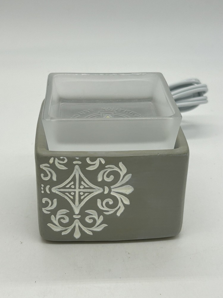 Scentsy Fitzgerald Taupe Electric Wax Warmer with Dish Original Box