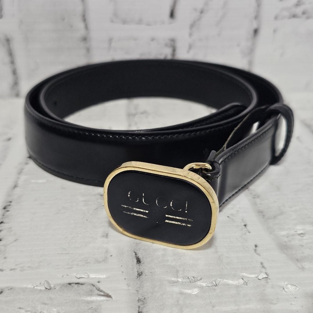 GUCCI buckle belt Logo hardware Authentic Black Gold Leather Made in Italy Used