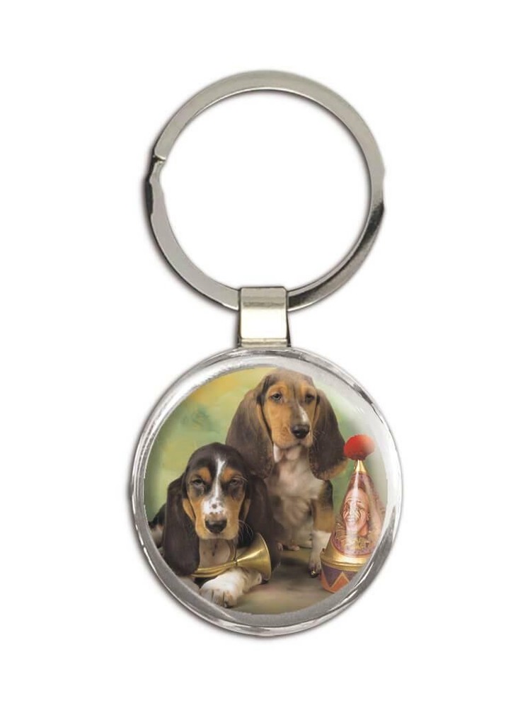 Gift Keychain : Basset Hound Dogs Pet Animal Puppy Birthday Cute Funny Hat