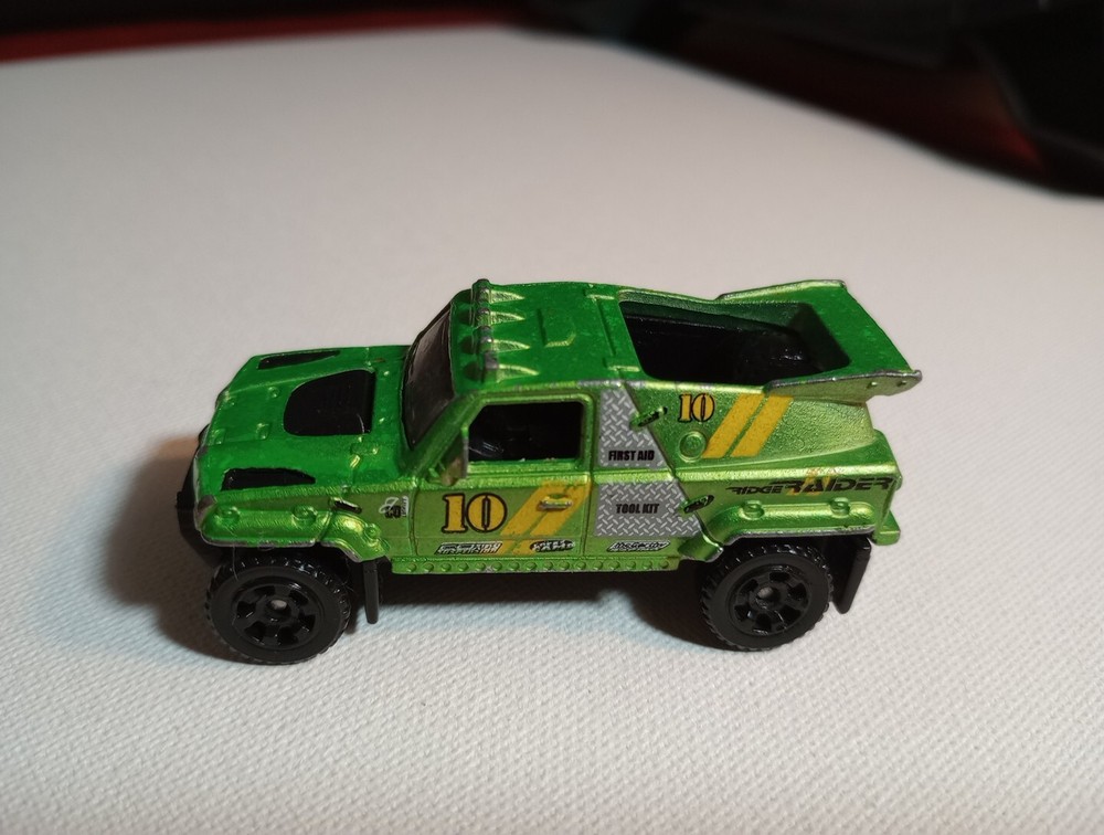 2006 Matchbox Metal Flake Lime Green Ridge Raider Mattel Thailand  1:64 RARE!!
