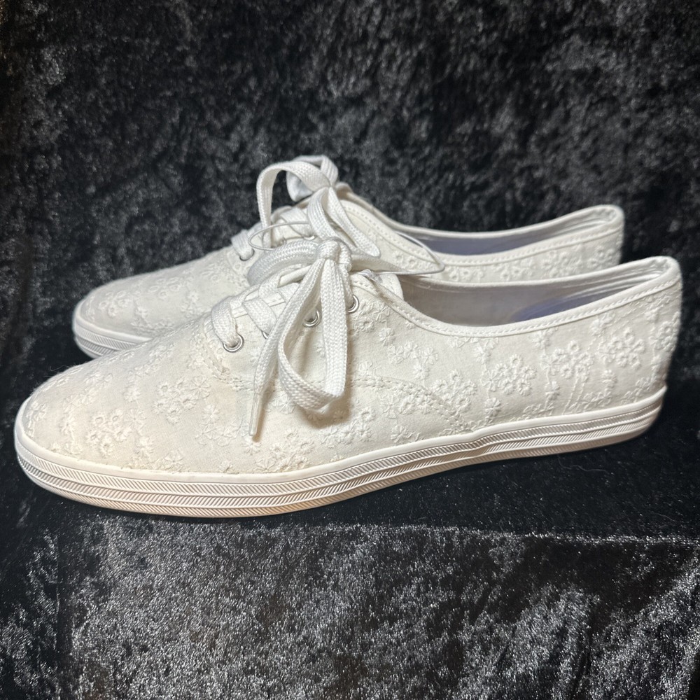 Women’s US Sports White Shoes Size 10