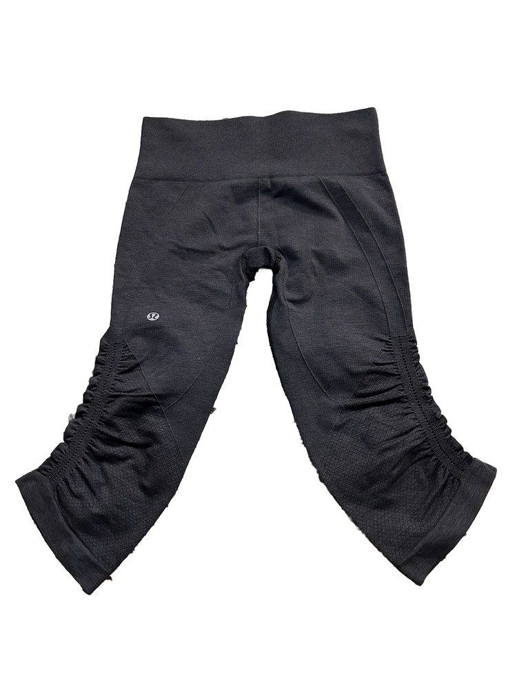 LULULEMON Womens Cropped Yoga Pants Dark Gray Ruched Sides 3/4 Length Logo Size 4