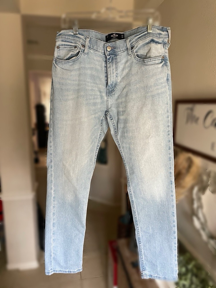 Hollister Men’s Skinny Light Wash Distressed Epic Flex Jeans 34x30