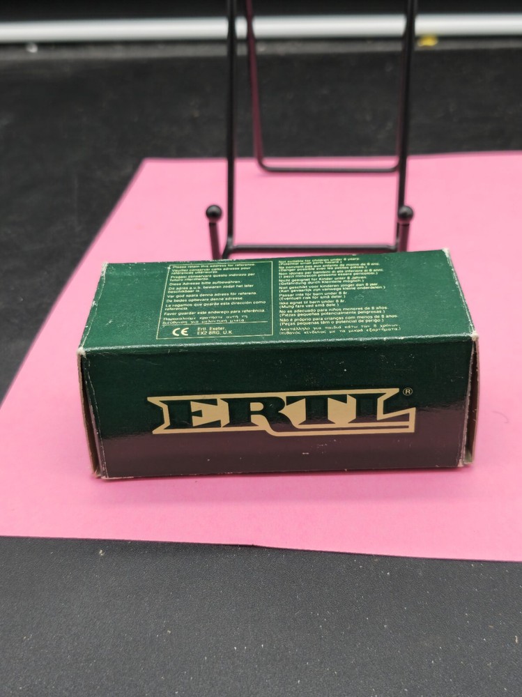 ERTL DIECAST 1996 AMERICAN TOY FAIR NEW YORK NY COMMEMOATIVE TOY TRUCK WITH BOX