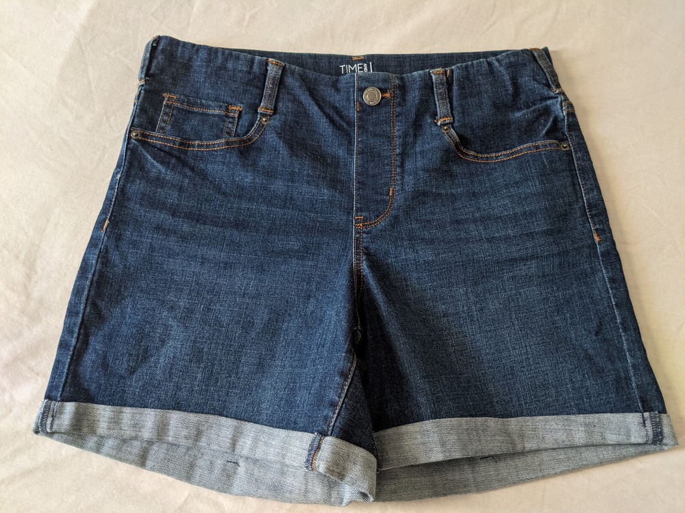 TIME AND TRU Blue Denim Shorts Size Small 4-6 with Belt Loops and Roll-Up Cuffs Vintage Style