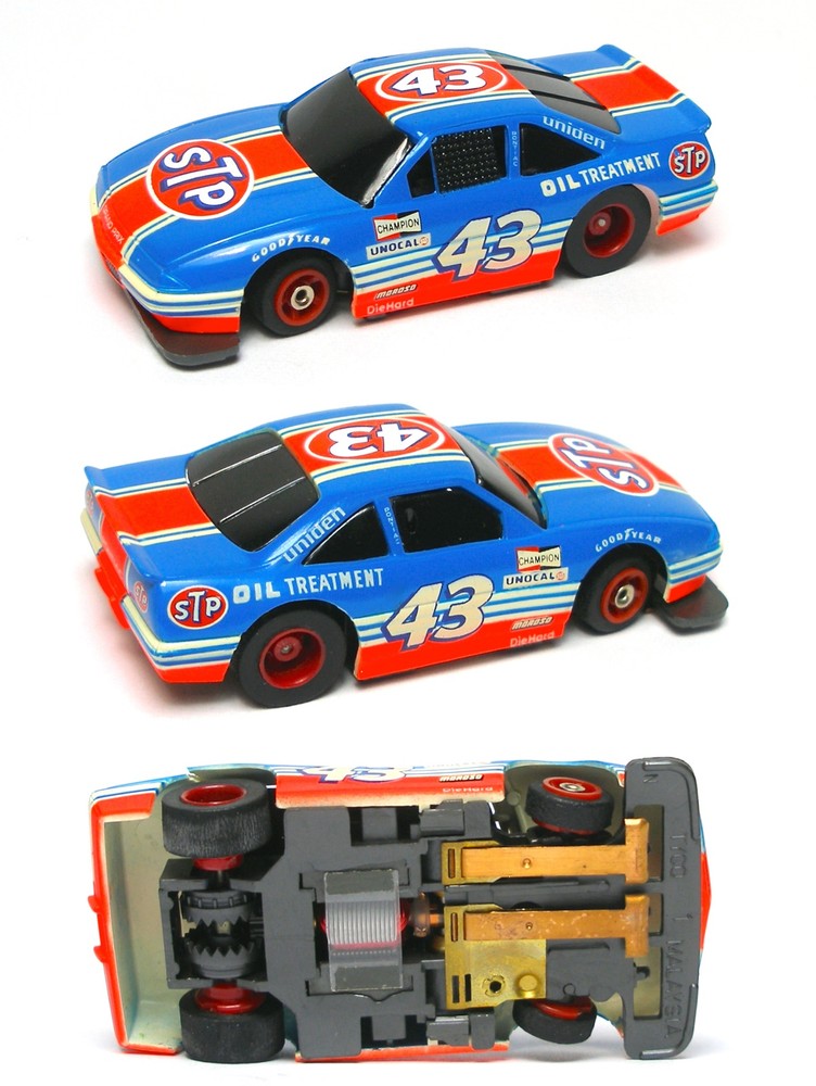 1992 TYCO TCR Richard Petty STP #43 Pontiac Grand Prix NASCAR Slot SlotLess Car