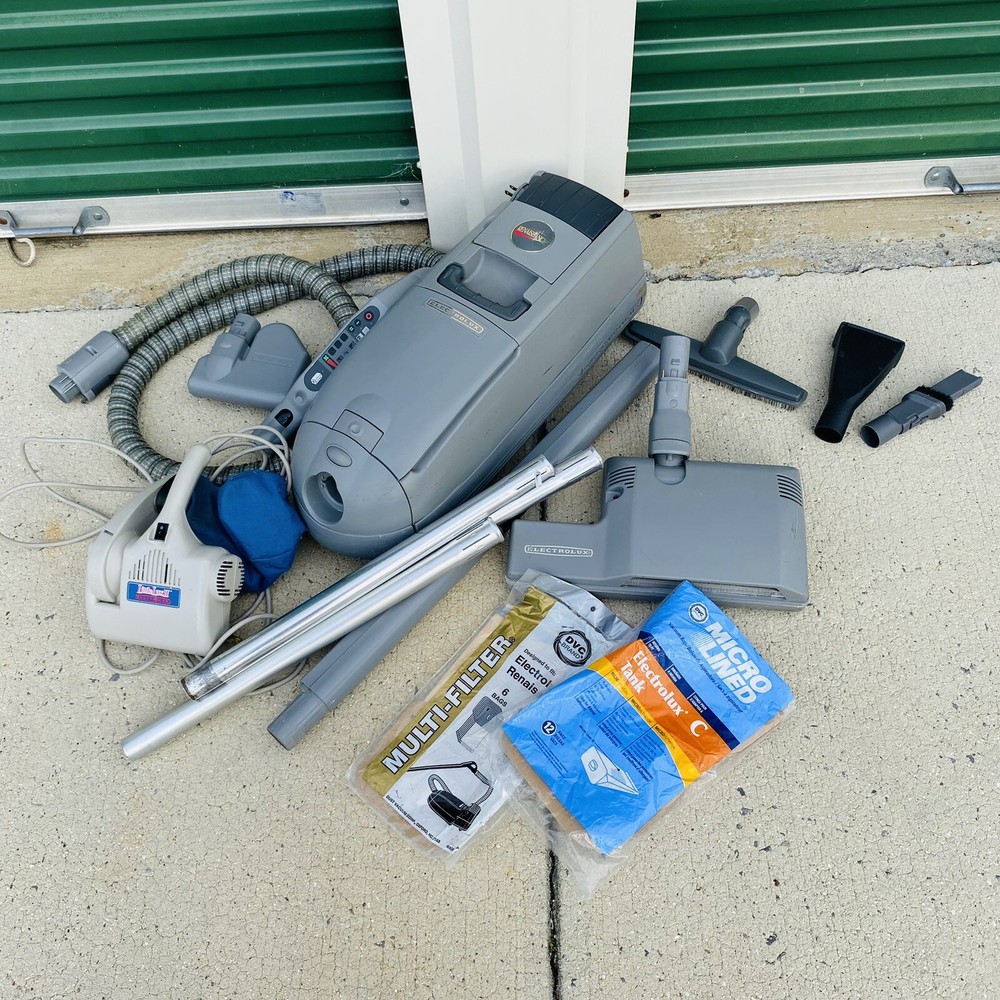 Electrolux Canister Vacuum Renaissance C104A W Power Head Attachments Works