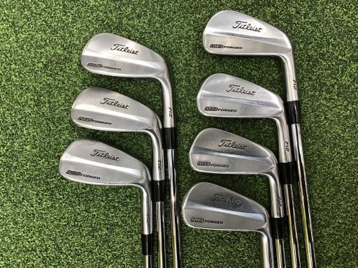 Titleist MB 712 Iron Set 4-9+PW DG S200 Stiff Flex RH 7-Piece Used