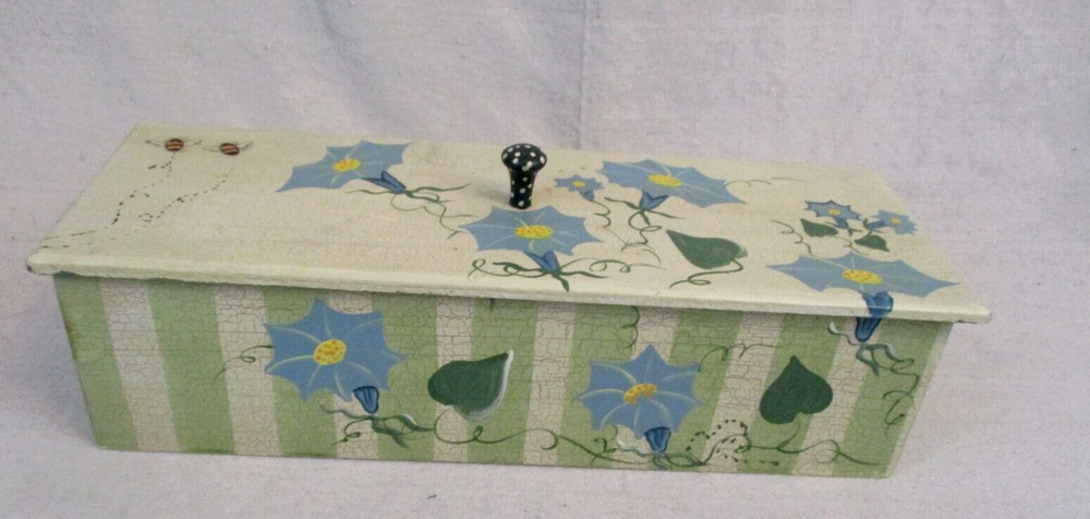 1998 Hand-Painted Floral Wood Trinket Box with Lid Blue Green Grannycore