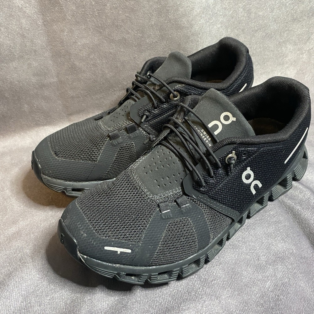 On Cloud 6 Women’s Size 6.5 Triple Black Running Shoes Sneaker