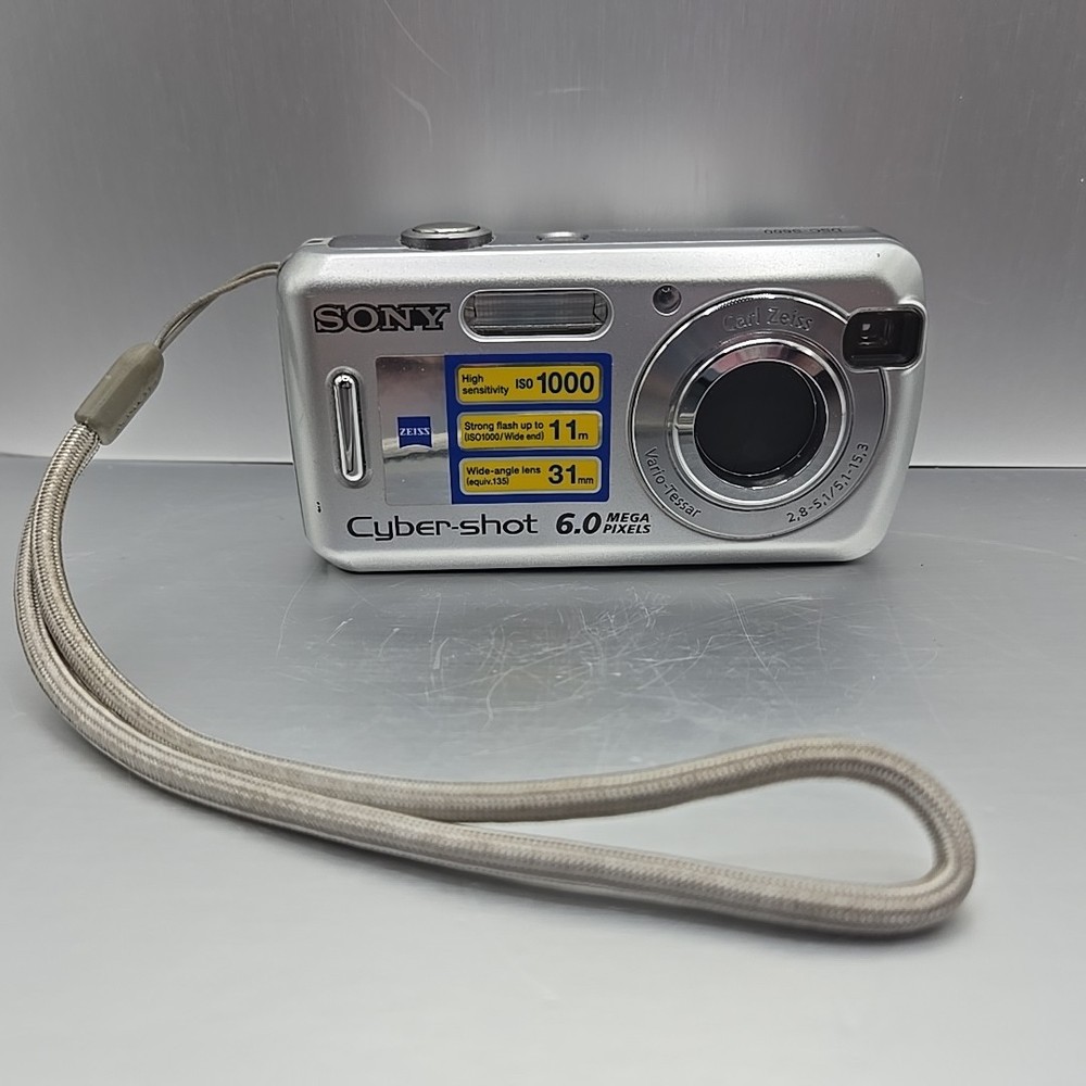 Sony DSC-S600 Cyber-Shot Carl Zeiss Vario-Tessar 6MP Camera with MPEG Video