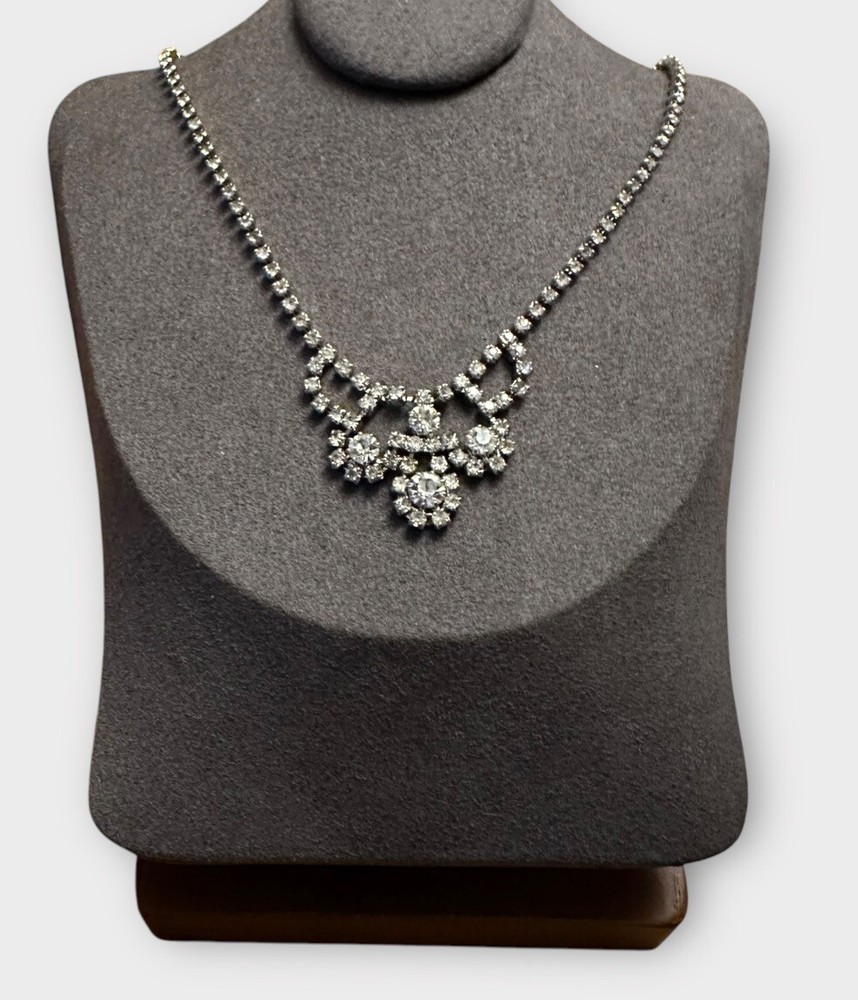 Vintage Necklace Sparkly Cocktail Silver Tone Diamante Crystal Flowers Costume