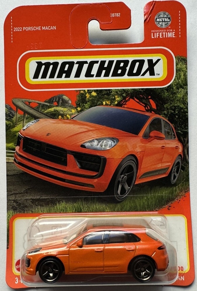 Matchbox 2024 2022 Porsche Macan 11/100