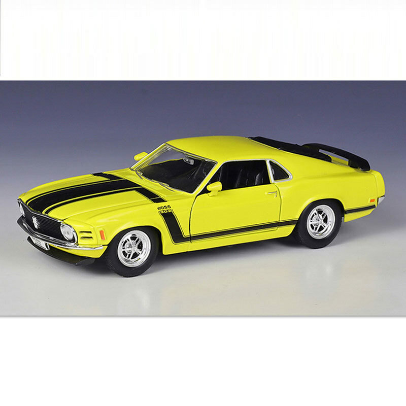 1:24 Ford Mustang BOSS 302 Diecast Model Toy Car in Yellow for Collectors