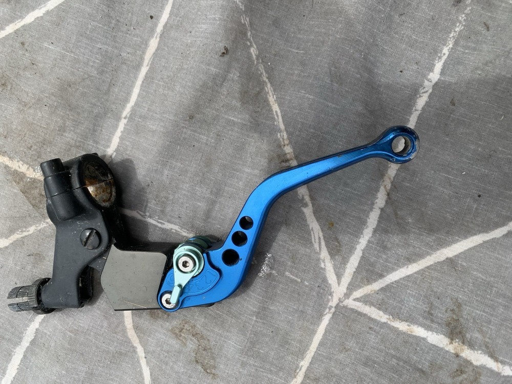 CLUTCH LEVER MOUNT - APRILIA RS 50 ( 1999 - 2005)