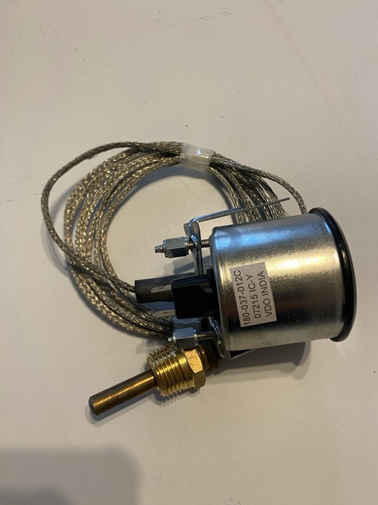 VDO Cockpit Temperature Gauge With 144” Capillary 2 1/16” N.O.S. 265 F 130 C