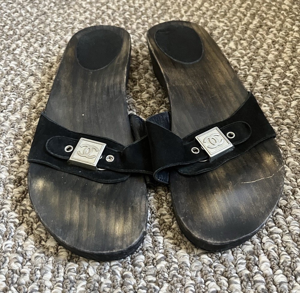CHANEL CC Suede Wood Clog Mule Slide Size 40 US 9-9.5