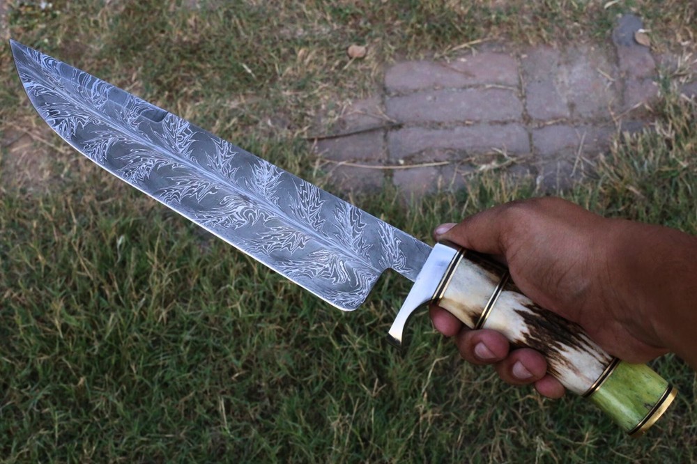 Handmade Damascus Bowie Knife with Stag Horn Handle Full Tang Hunting 16 Inch