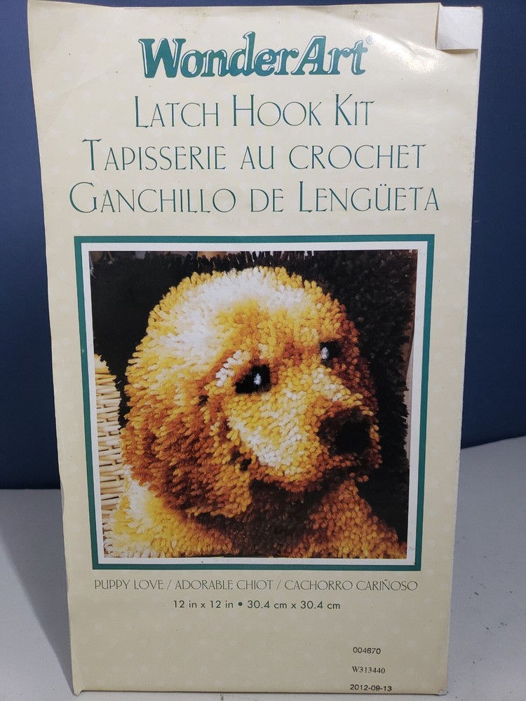 Caron Latch Hook Crochet Kit - Puppy Love Labrador 12x12 Wonder Art #4670