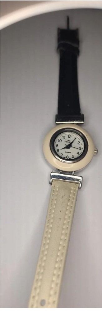 Vintage Denacci Ladies watch, sold as is