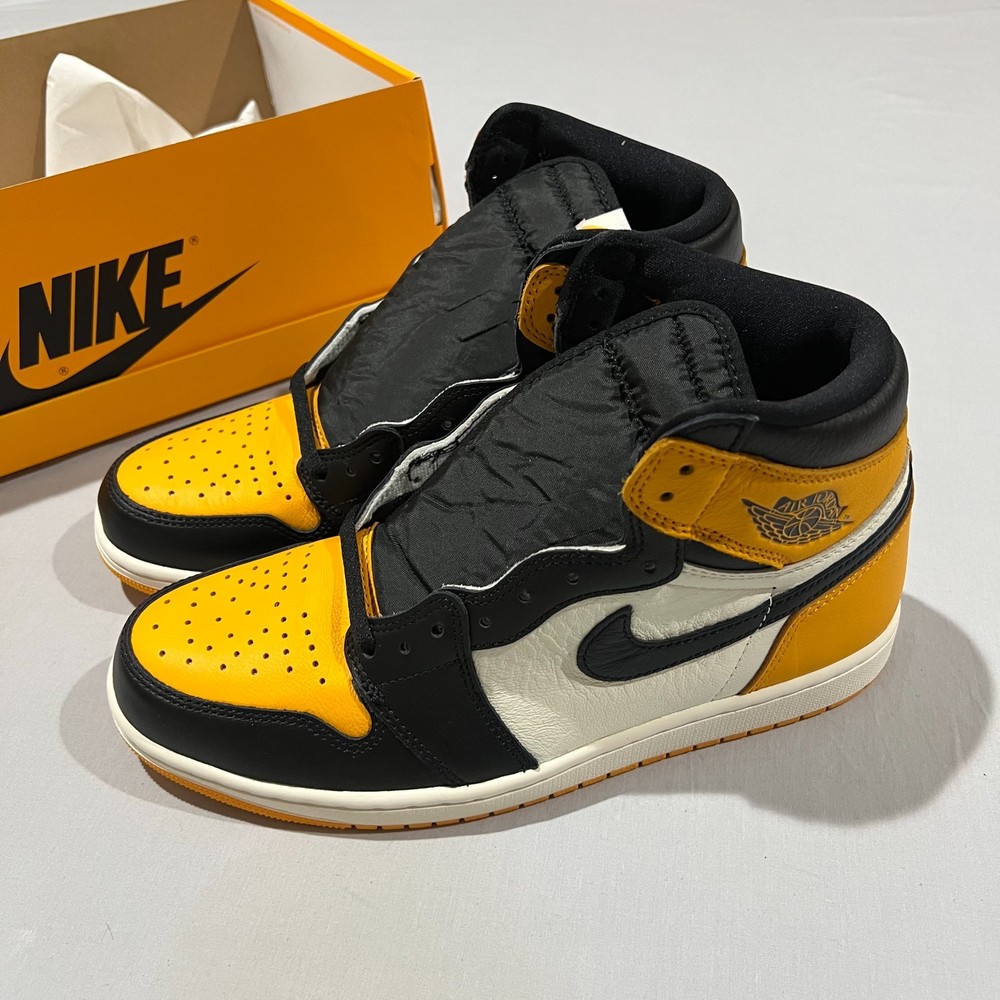 Size 10.5 - Jordan 1 Retro OG High Yellow Toe