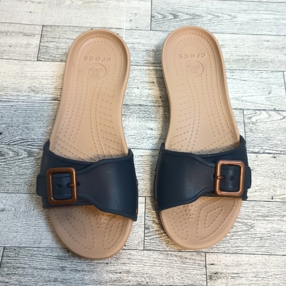 Crocs Women's Size 8 Sarah Buckle Slip On Comfort Sandals Blue Copper