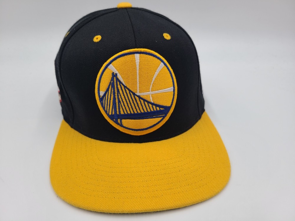Golden State Warriors Mitchell & Ness Fitted 7 5/8 Hat Cap Men NBA Black Yellow