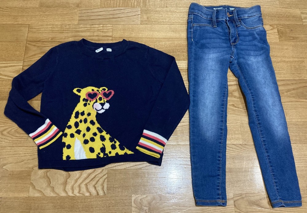 Girl's Gap & Old Navy Outfit Size 6 - Navy Cheetah Sweater w/Ballerina Jeans EUC