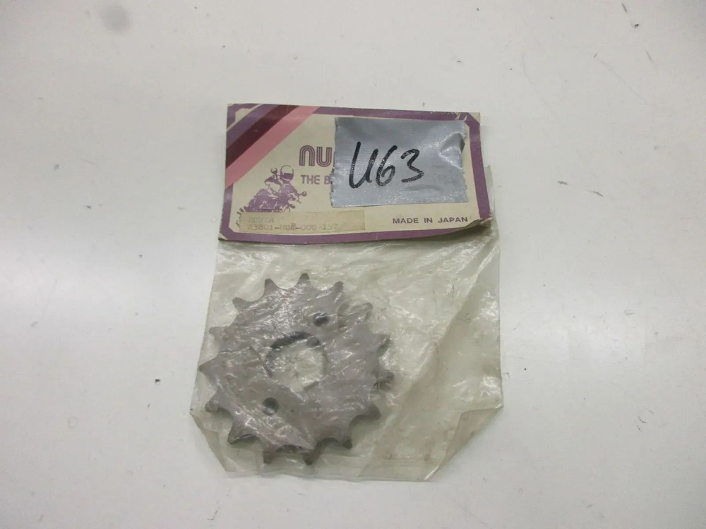 U63. Honda XL 500 R XL 600 R front pinion 15 Z gear drive 23801-MC4-000