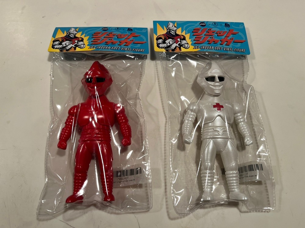 Mondo Jet Jaguar Soft Vinyl Godzilla vs. Megalon | Fire Fighter & Medic Variant