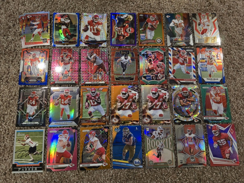 Kansas City Chiefs 200 Football Card Lot, Auto, RCs, Prizms, Refractors, Mahomes