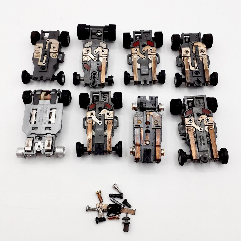 Lot Of 8 Vintage Slot Car Chassis's Aurora AFX, T-Jet, Tyco 3 Working 5 Do Not
