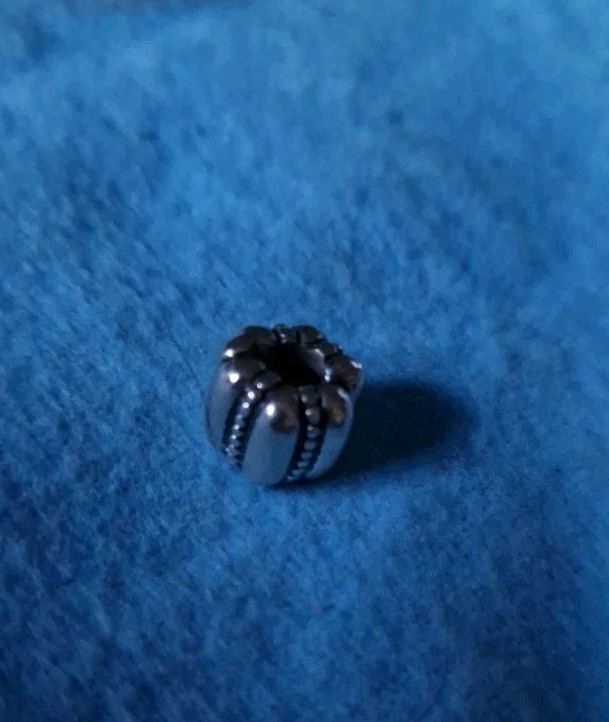 Pandora Sterling Silver Ribbed Clip Charm for Unique Bracelet Designs