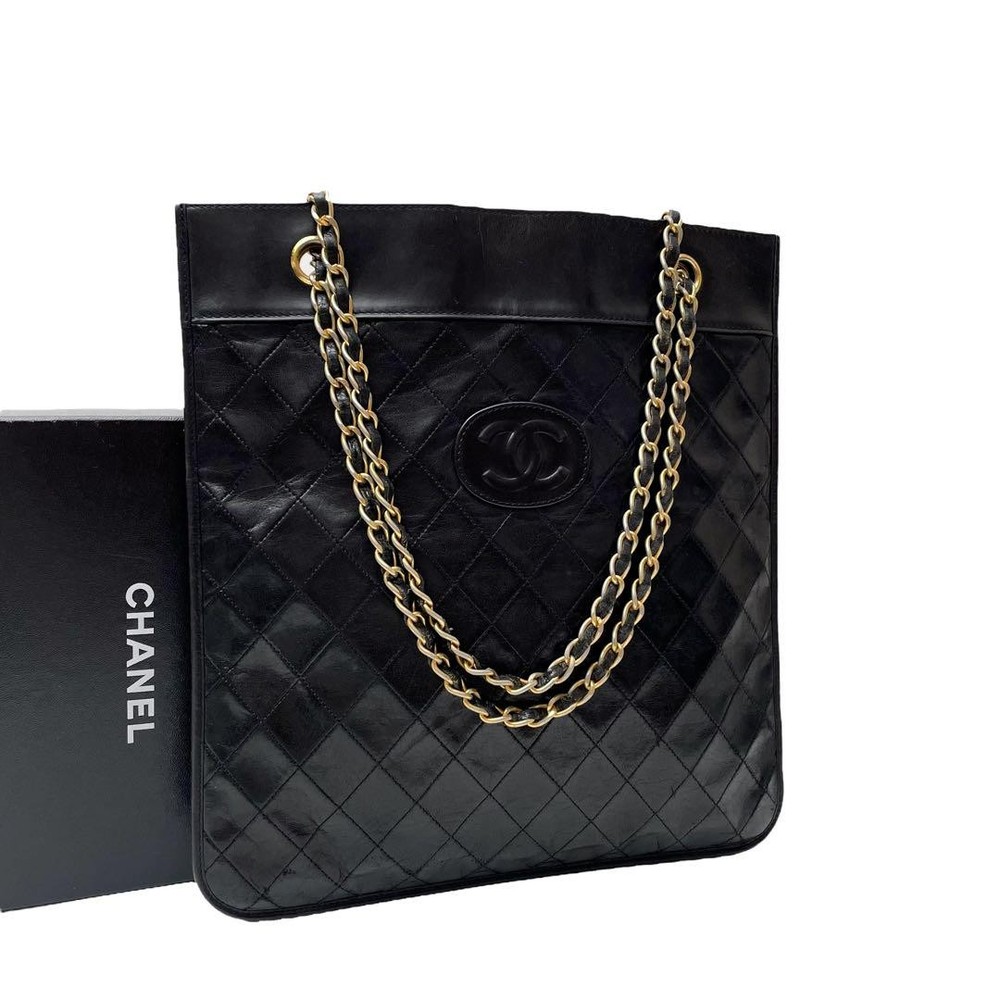 Chanel Matelasse Lambskin Chain Shoulder Bag in Black