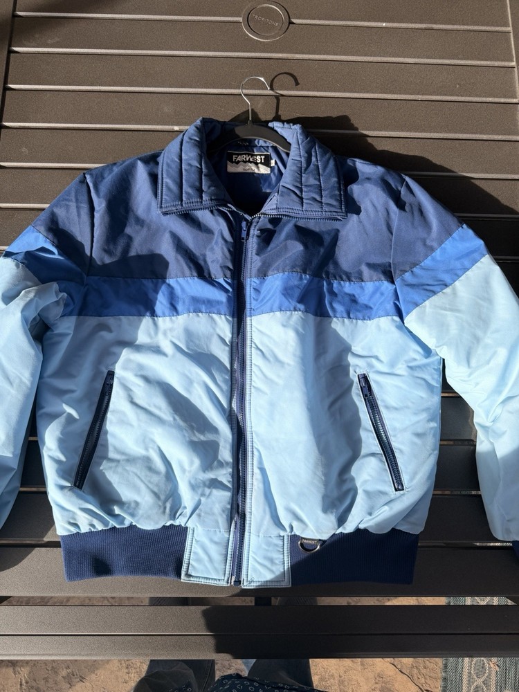 Far West Seattle Men’s full zip Vintage Puffer Coat jacket Size XL Blue