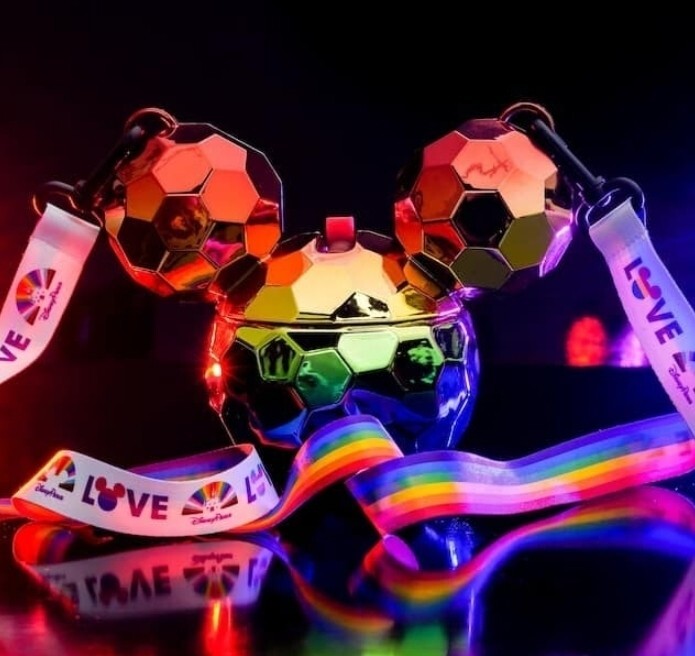 Disneyland Pride Day Mickey Mouse Rainbow Metallic Sipper Cup New Limited Edition-image